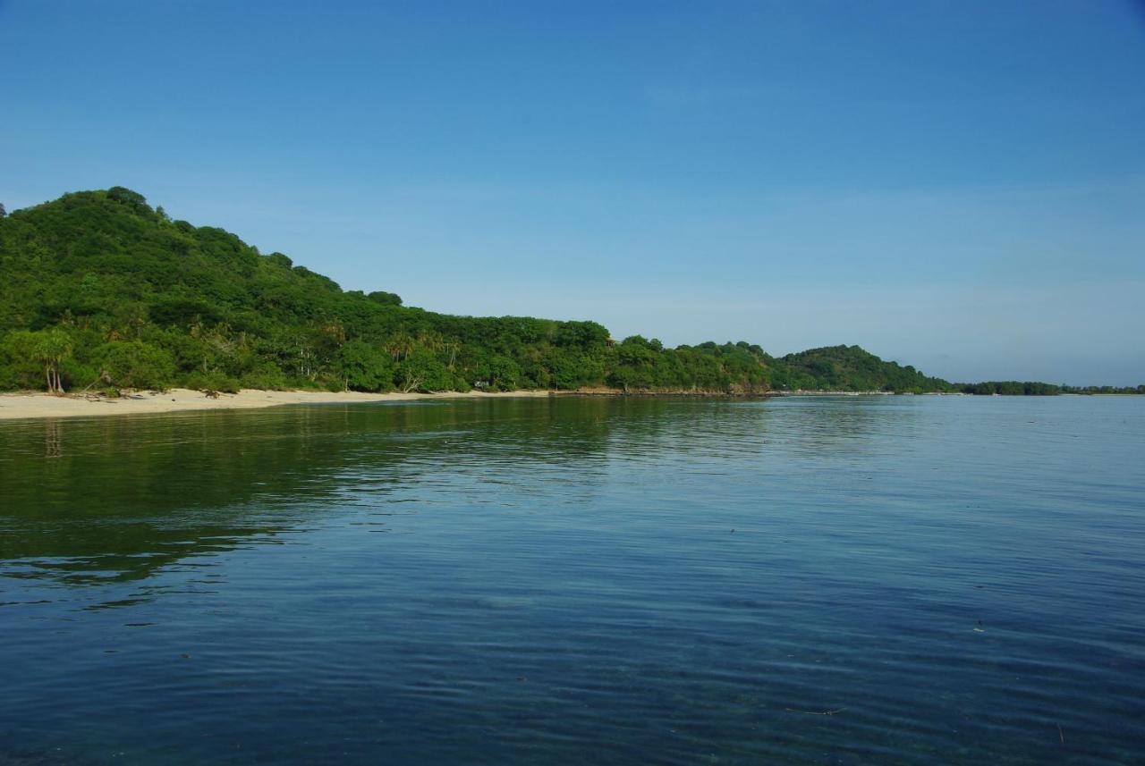The High Dive Gili Gede By Ultimate Resorts ภายนอก รูปภาพ