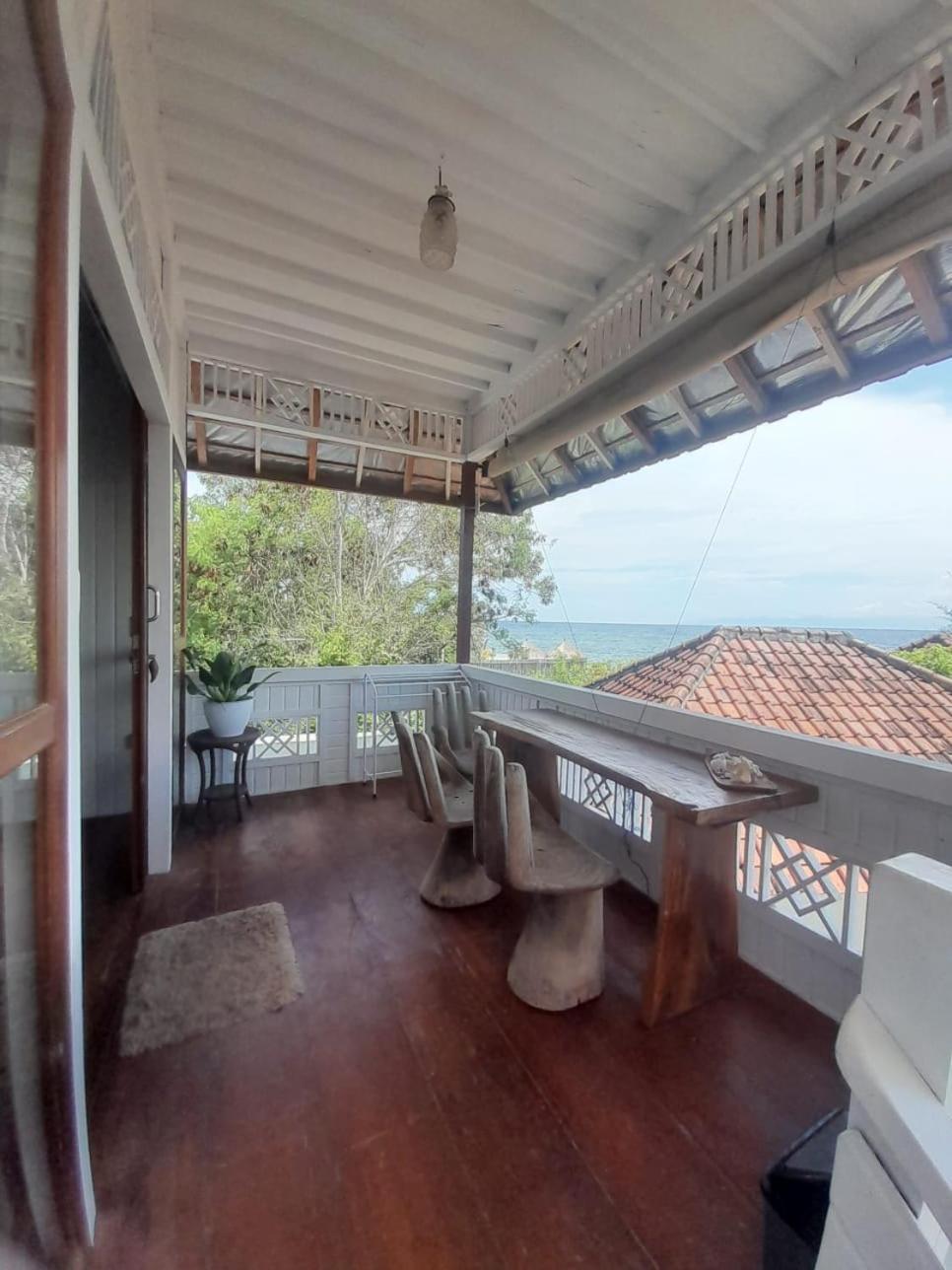 The High Dive Gili Gede By Ultimate Resorts ภายนอก รูปภาพ